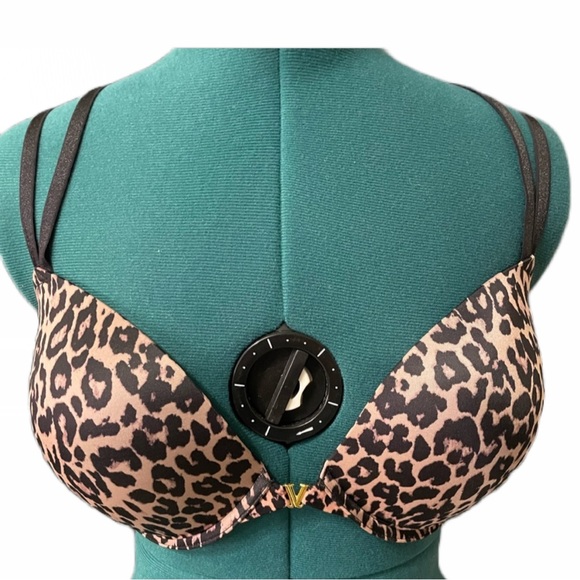 Victoria’s Secret Leopard Print Racer Back Push-Up Bra 34DDD - Picture 1 of 12